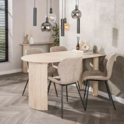 Eettafel met een keramiek blad - Giani Romano