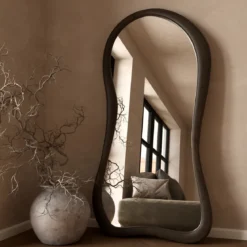 Organische passpiegel houten frame - Bodio Cosina