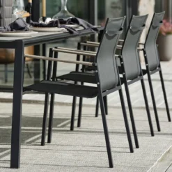 Stapelbare tuinstoel zwart roestvrij staal - Brafab Lyra