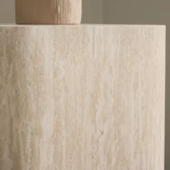 Stijlvolle bijzettafel beige - Lavis Klirou